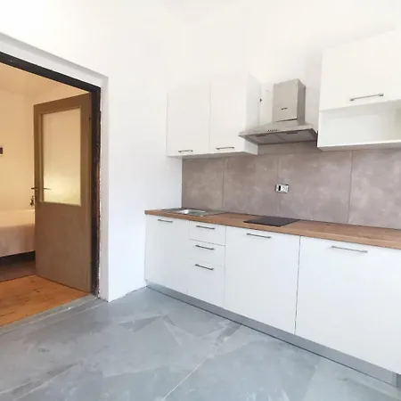 Apartment Kate - 200 M From Beach